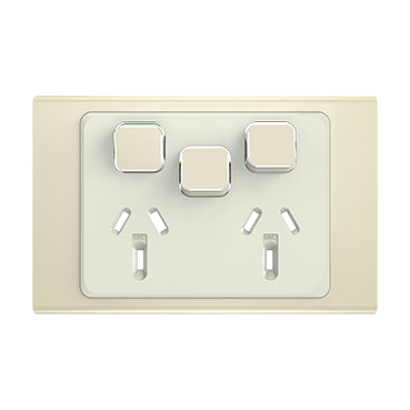 Clipsal Iconic, Styl Double Power Point Skin With 1 Extra Switch, Horizontal Mount, 250V, 10A